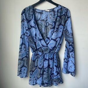 Altar’d State Blue Paisley Romper Women’s size Small